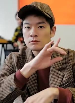 pannchoa's tweet photo. IU uploads an IG post featuring song from her ex, Jang Kiha, after breaking up with Lee Jongsuk, while Jang Kiha is in a public relationship with another actress
https://t.co/uQxM97FEOv https://t.co/qvnfijq8XR