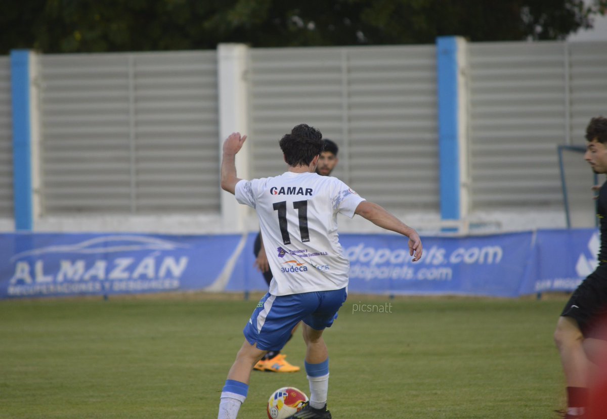 PicsNatt_'s tweet photo. Fotos del primer partido de pretemporada de la @SDAlmazanoficia 💙🤍 https://t.co/AoOrMXpbNZ