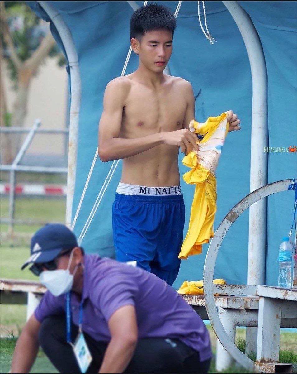 fcnlloedy's tweet photo. นักบอลงานดีเด็ดทุกคนไม่เกินจริง

คลิปเต็มในกลุ่ม @676rfdsd มี @ ด้าน หน้า

ไลน์ 🍏 https://t.co/x4cFzzBFbQ
เทเลเเกรม 💦 https://t.co/HhzYKg238L https://t.co/yKjKTan8m0