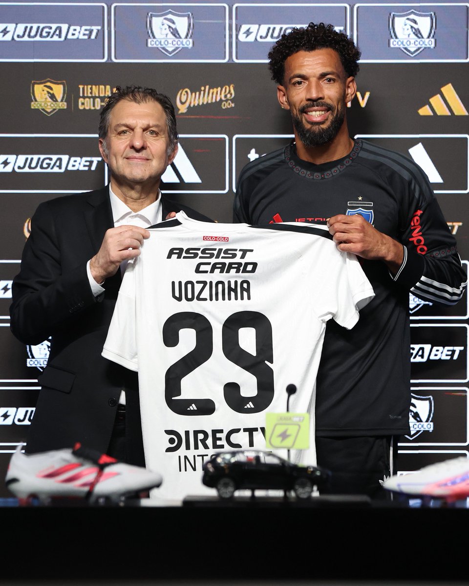 AfricaFactsZone's tweet photo. African Players' Transfer Moves This Season

Aubameyang ➡️ RC Deportivo 🇪🇸

Vozinha ➡️ Colo-Colo 🇨🇱

Relebohile Mofokeng  ➡️ Union SG 🇧🇪

Salah ➡️ Trabzonspor 🇹🇷

Iheanacho ➡️ Bursaspor 🇹🇷

Peter Shalulile ➡️ Young Africans 🇹🇿

Akor Adams ➡️ Venezia 🇮🇹

Gift Orban ➡️ Amedspor 🇹🇷 https://t.co/7fQTA4UCWv