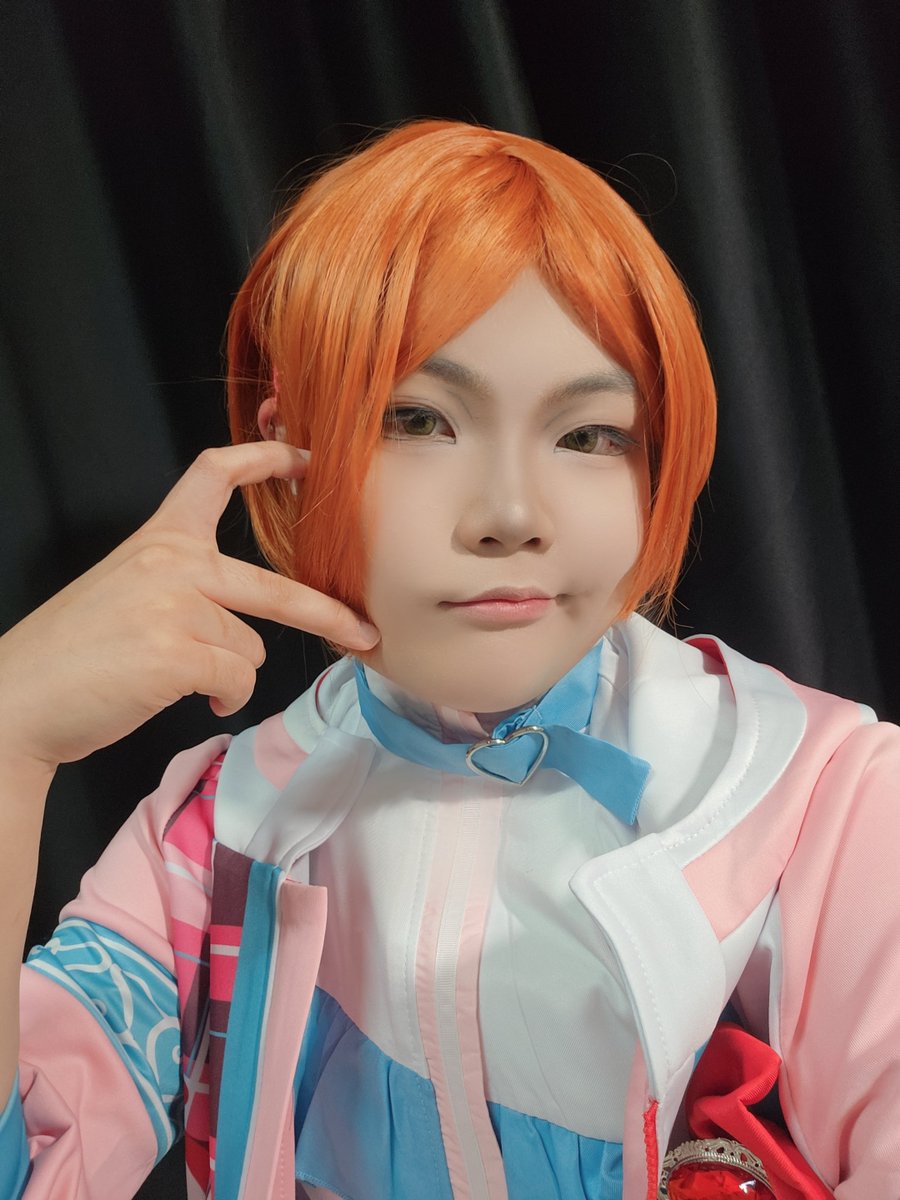 Xer_neas's tweet photo. 집코
앙상블 스타즈 아오이 히나타 코스프레 했어요!!
옷이 왔길래 동생이랑 후다닥
8월 서코 가기 전에 코스프레 해보기 https://t.co/LMo32MSlg0