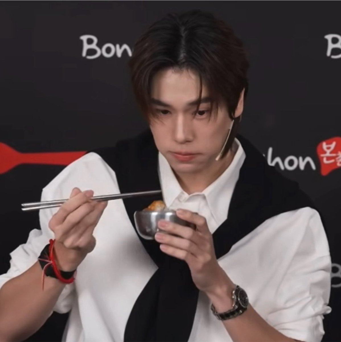 0701_parfaitty's tweet photo. ภูอ้วม มานี่เยยยยยย 🥺🤏🏻

PONDPHUWIN GRAB BONCHON

#PondPhuwinXBonchonHotTomyum https://t.co/mA8ka8dPfe
