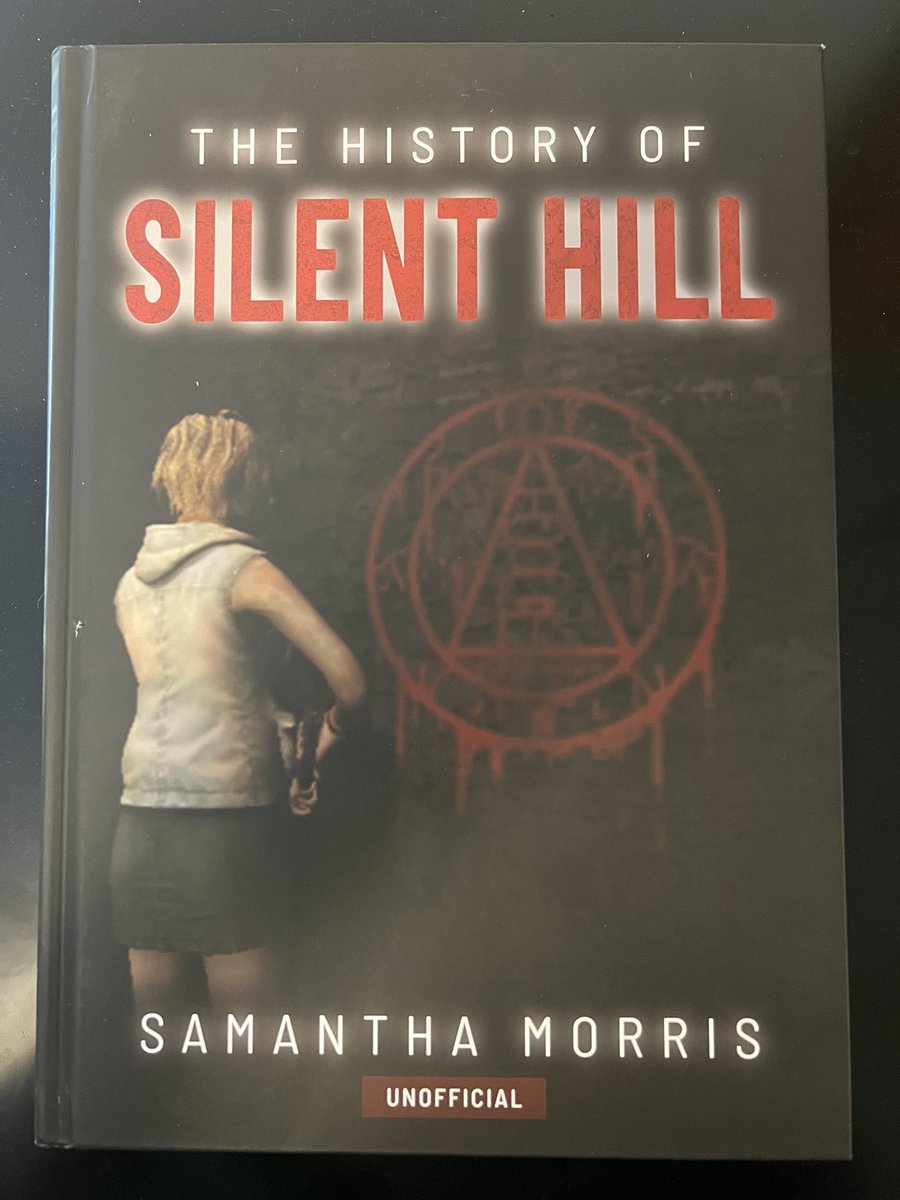 D_C_2_3_'s tweet photo. My book just got delivered by the amazing @SMorrisAuthor @SilentHill #silenthill https://t.co/em9LraTTVf