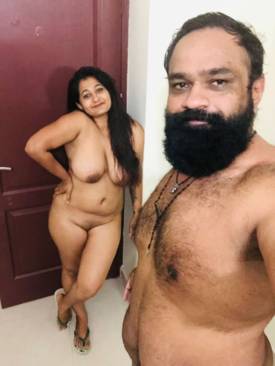 TamilGurl09's tweet photo. MALLU AUNTY 😍

JOIN FOR FULL TAMIL, MALLU, TELUGU, HINDI, D@RK content, mega links,Tango COLLECTIONS:
https://t.co/bKppY47aI1
https://t.co/bKppY47aI1 https://t.co/pKWYmGsN9U