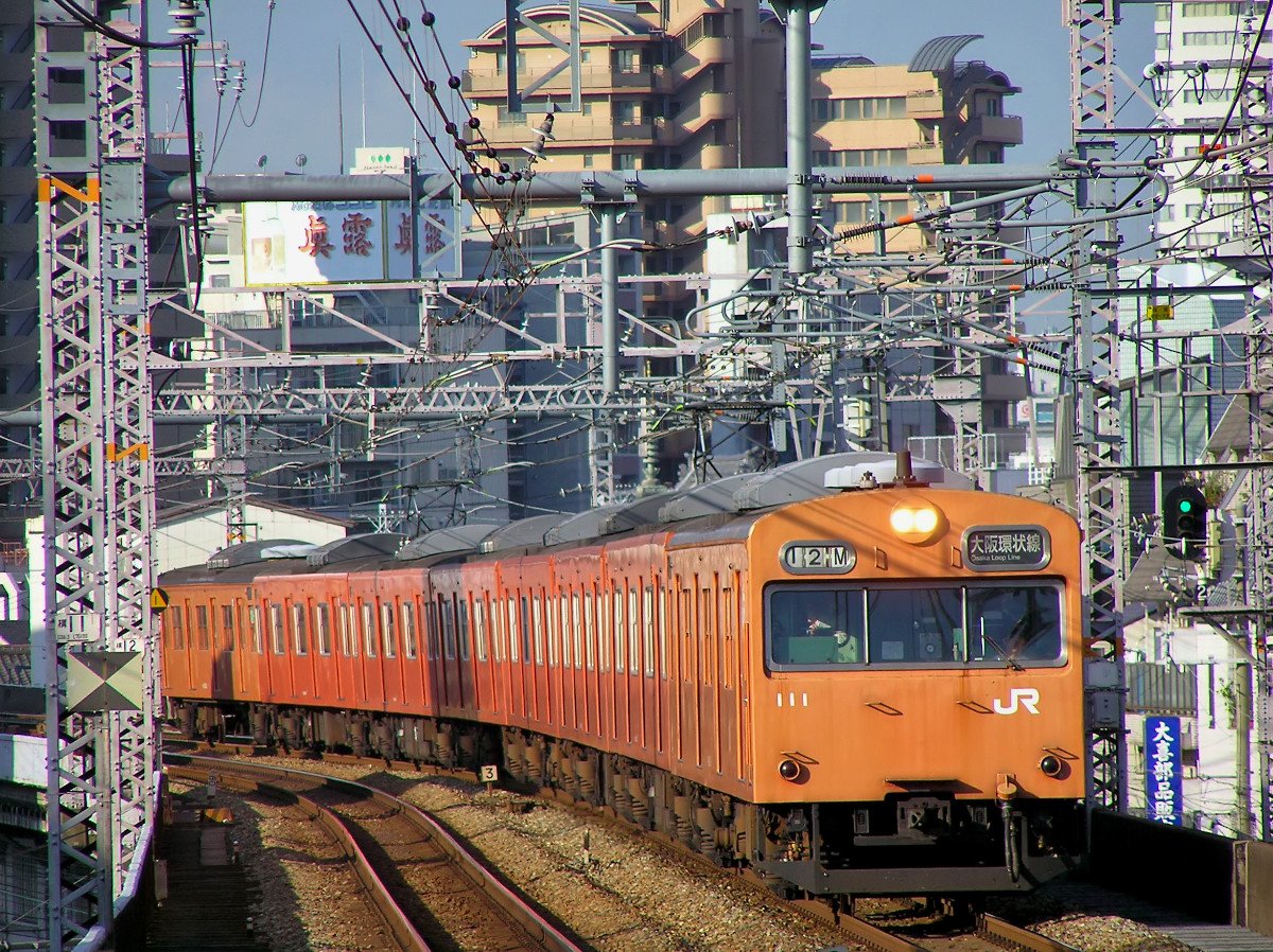 みんなで103系の写真を出そう どんどん色調が変わっていくオレンジバー