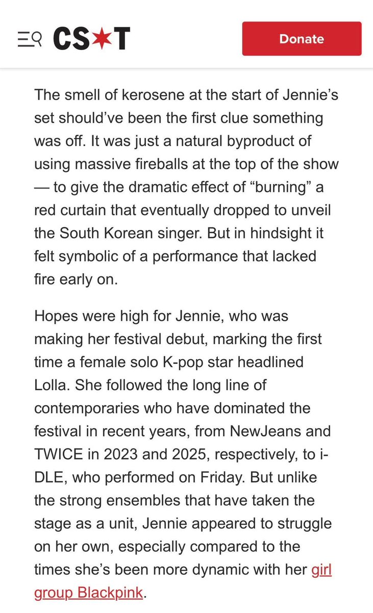 Chel12068962's tweet photo. @jnkvillains @TessaR752068 U stan this untalented malnourished girl stfv. All she does is, shake her bones cuz. she's flat af https://t.co/02CCf5qcq1