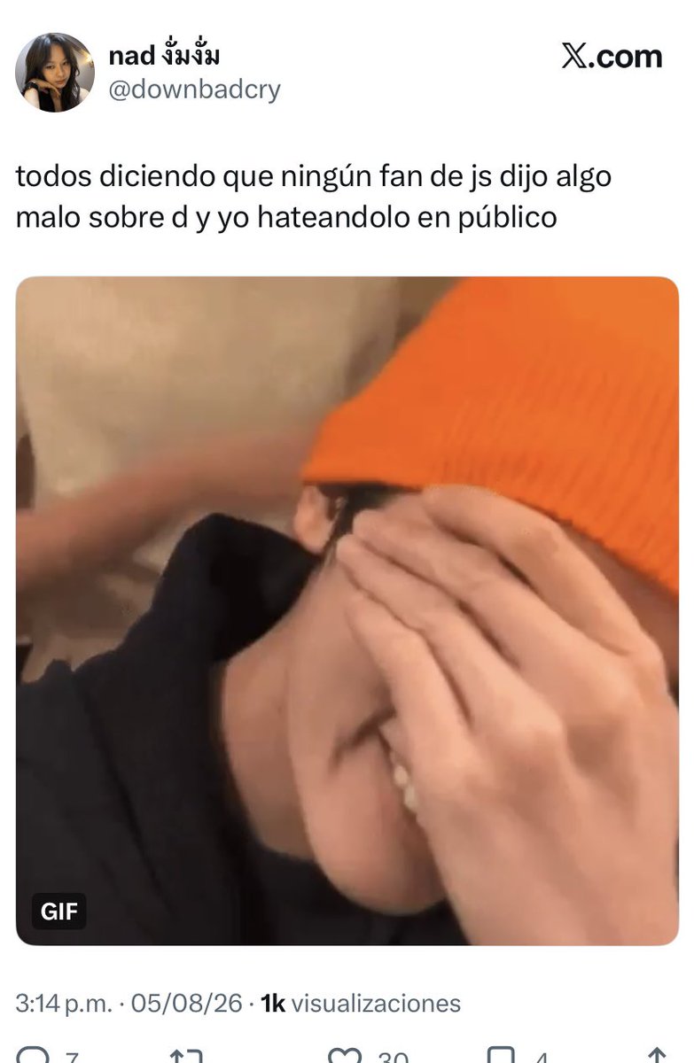 dunkflms's tweet photo. @sarittajd0110 Ese fandom necesita ponerse de acuerdo 🥱 https://t.co/xSxtWXW58e