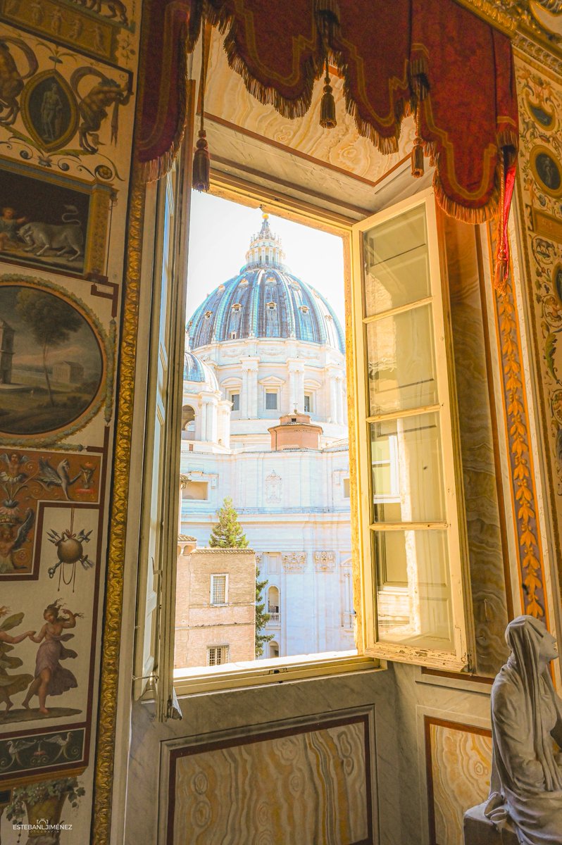 estebanjimeenez's tweet photo. San Pietro. https://t.co/duSYANnJsz