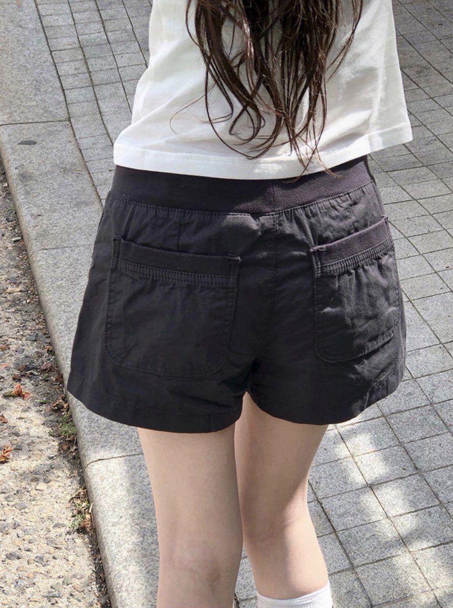 newspicy1214's tweet photo. 요거 허벅지실 부자, 엉덩이 큰분들 개강추..

제가 딱 그체형인데,, 반바지 입을때마다 뒤에가 너무 짧아졌거등요.. 근데 이건 엉덩이 부분도 널널하게 나와서 뒤에도 안짧아짐!!!

허벅지 부분도 널널해서 허벅지 딱 안붙어서 날씬해보임! 재질도 시원해서 강추. https://t.co/YxiQSMg0bv