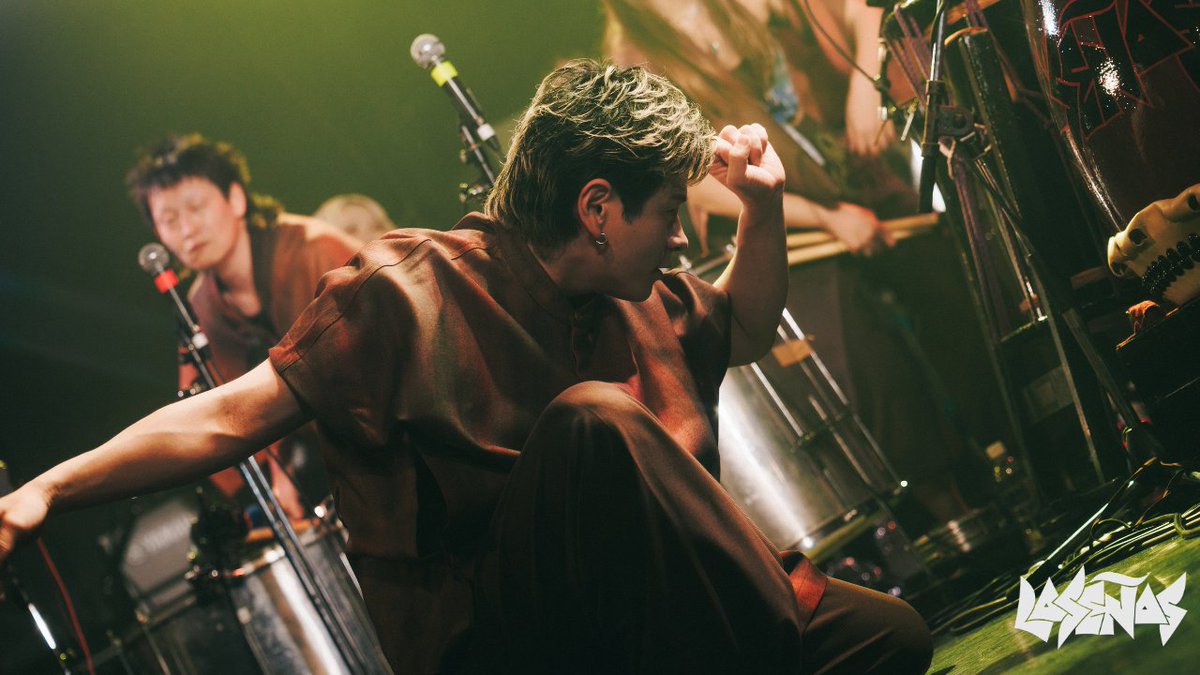 La_Senas_'s tweet photo. 恵比寿LIQUIDROOMワンマンLIVE動画
LA SEÑAS YouTubeチャンネルにUP🪘

第③弾「Panacea(2026ver)」
Cond.Takashi Fukuoka
https://t.co/DTaMBR50EH

8月9日ワンマンで10年の歩みを刻む🔥 https://t.co/6KLQ2CJcs8