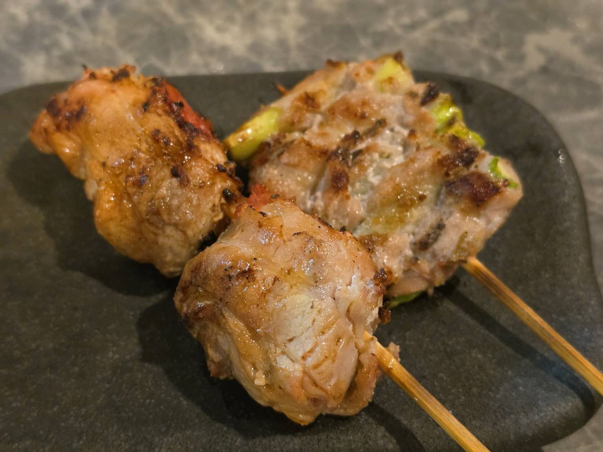 dqmoex0314's tweet photo. 映画からの焼き鳥で今日も元気にべろべろ酔っぱらい！笑 https://t.co/X615oOS8au