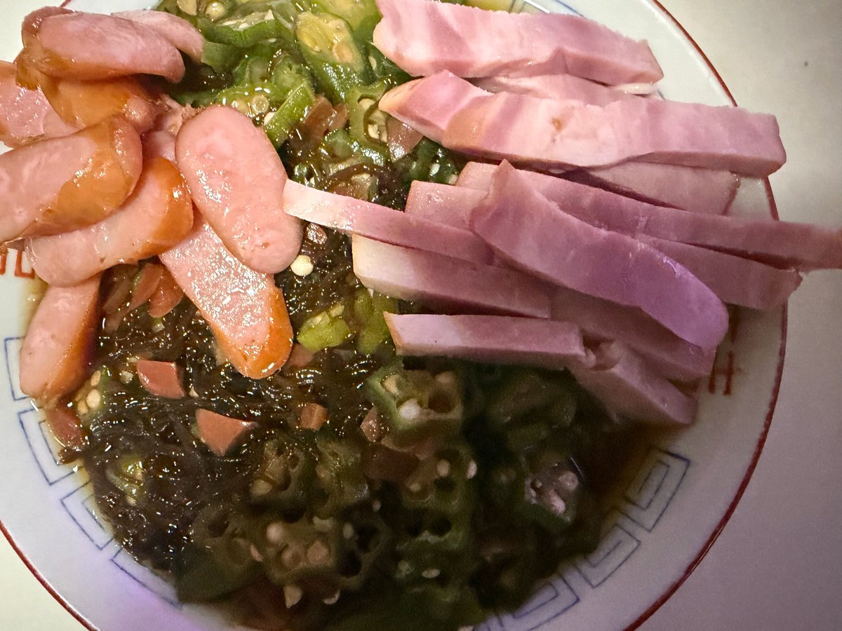 kikaider0's tweet photo. 今日の食事
梅オクラモズク
ソーメン https://t.co/So2OAJuoci