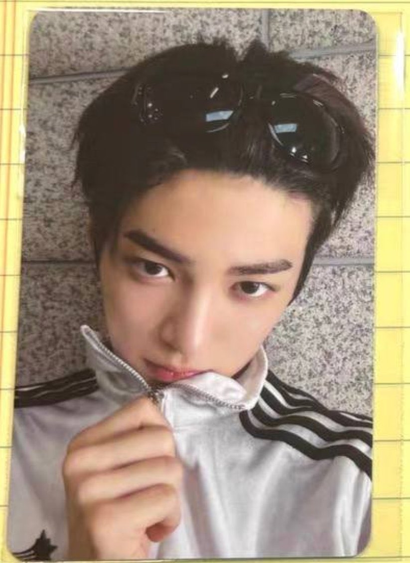 keonluvrr's tweet photo. #cortisbuy 😔 https://t.co/PK22SbIhuJ