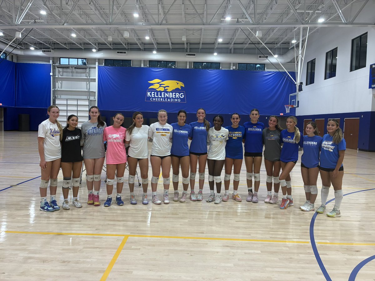 KbergVolleyball's tweet photo. Culture is not something you put up on a graphic.  It’s the way you go about your daily tasks, putting forth maximum effort in all that you do.  Like these athletes who train hard, not for any trophy or medal, but just for the sake of training hard! 💪🏐💪🏐 https://t.co/YqLWKZnU5Z