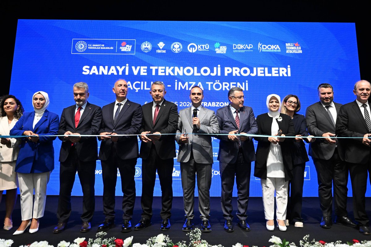 TCSanayi's tweet photo. Bakanımız Sayın @mfatihkacir, Sanayi ve Teknoloji Projeleri Açılışı ve İmza Töreni'ne katıldı.

📍Trabzon https://t.co/JZuXmPlK3T