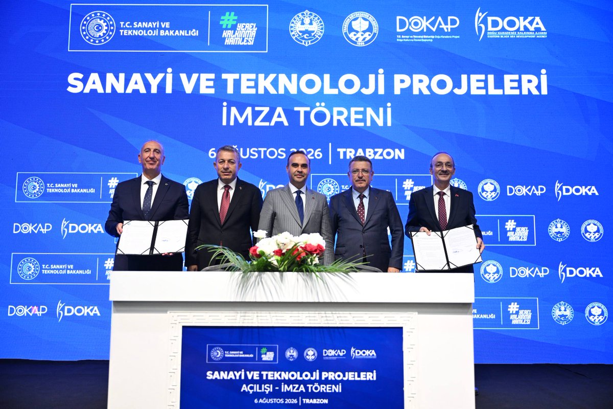 TCSanayi's tweet photo. Bakanımız Sayın @mfatihkacir, Sanayi ve Teknoloji Projeleri Açılışı ve İmza Töreni'ne katıldı.

📍Trabzon https://t.co/JZuXmPlK3T