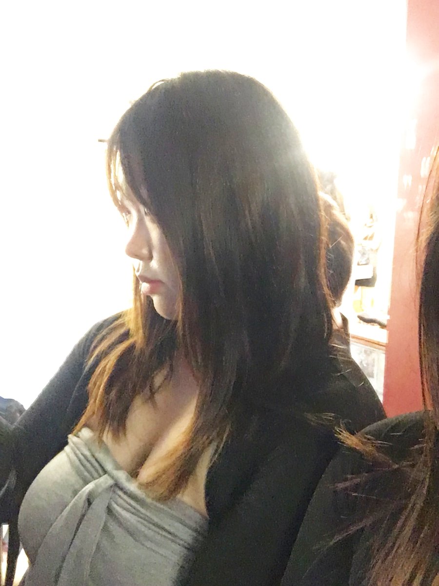 oneiskitty's tweet photo. 17살 https://t.co/vR58bFw4cz