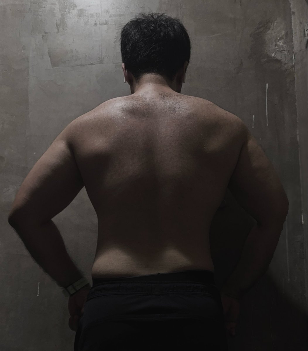 Kumamong_Guys's tweet photo. B(l)ack Mode
#gym #WorkoutBuddy https://t.co/v107wkAS4X