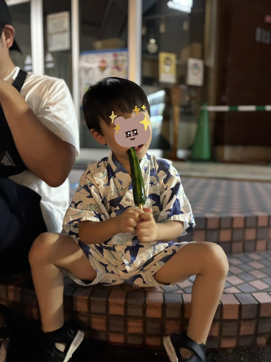 saki__ta_'s tweet photo. 山形の花笠まつりを見に行ってきた💐
息子は興味津々だった◎
来年は竿燈🌾も見てみたい✨

#山形花笠まつり https://t.co/Gq4krXhf0X