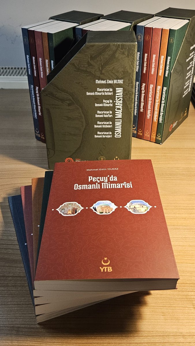 mimaremin's tweet photo. Osmanlı Macaristanı / 5 Kitap (PDF)
Mehmet Emin Yılmaz, YTB Yayınları
2024-2025

📚 Macaristan’da Osmanlı Mimarisi Rehberi
📘 Macaristan’da Osmanlı Vakıfları 
📙 Macaristan’da Osmanlı Kitâbeleri 
📗 Macaristan’da Osmanlı Dervişleri
📕 Peçuy’da Osmanlı Mimarisi

https://t.co/Oi5tceQC12