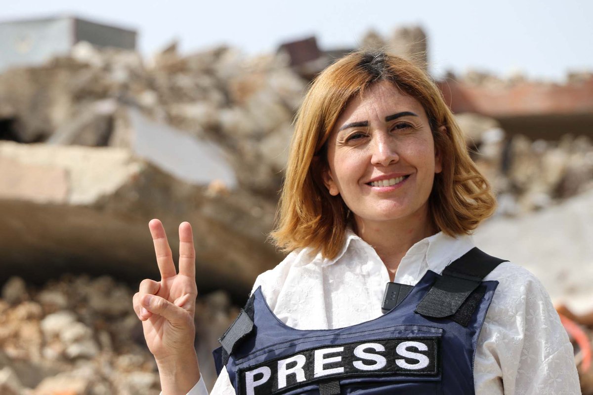 amnestyfrance's tweet photo. Au Liban, sa mort avait provoqué un choc.

Le 22 avril 2026, la journaliste Amal Khalil était tuée par l’armée israélienne.

Nos équipes ont enquêté. Nous demandons l’ouverture d’une enquête pour crime de guerre. https://t.co/SCBseArvnH