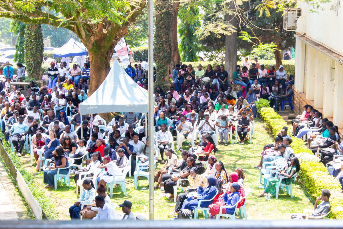 MakSafeSpace's tweet photo. Safeguarding Champions in action @Makerere 

Listening, Educating and Encouraging fellow students to build a culture where everyone feels safe, respected and valued. #SafeguardingChampion #MakerereUniversity #Safeguardingstartswithme. https://t.co/Rh7wY9CQfM