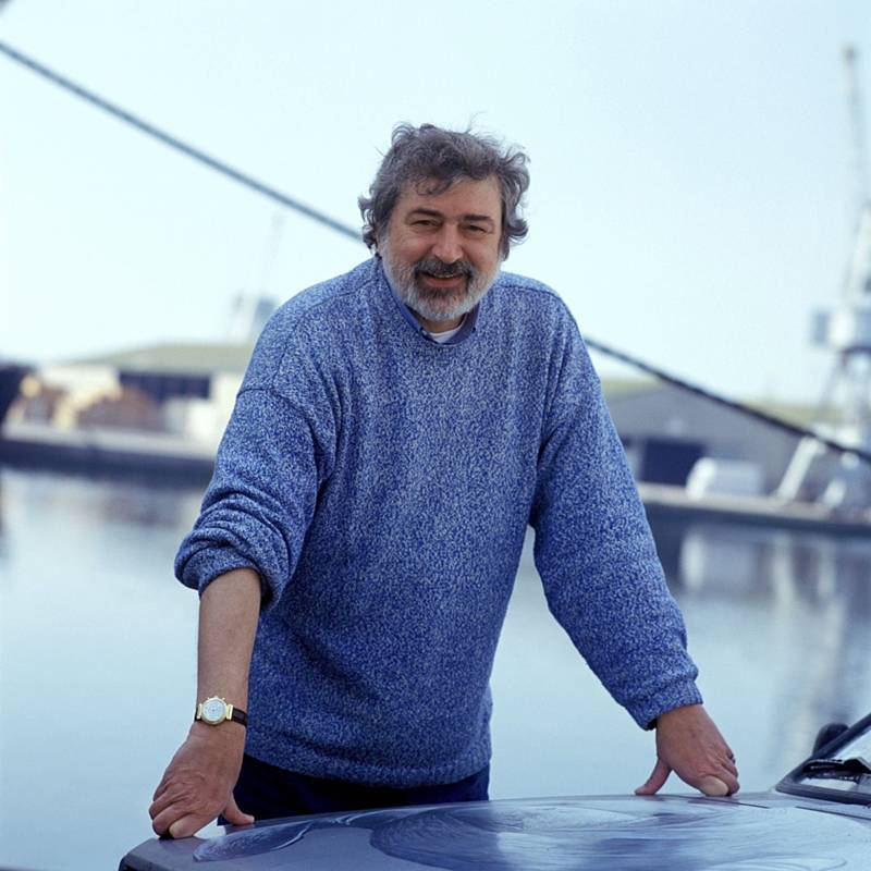 nanoscalebiomed's tweet photo. «Non ho mai votato Pci – dice Guccini – Ho una simpatia romantica per l’anarchia, un altro tratto che mi avvicina a De André. Ma ho sempre votato socialista, anche se non ero craxiano. Avevo il mito dell’America di Roosevelt, non dell’Unione Sovietica. E ho scritto una canzone antitotalitaria sulla Primavera di Praga, che finiva con Jan Palach che bruciava come Jan Hus, mandato al rogo in quanto eretico».
@AndreaBitetto