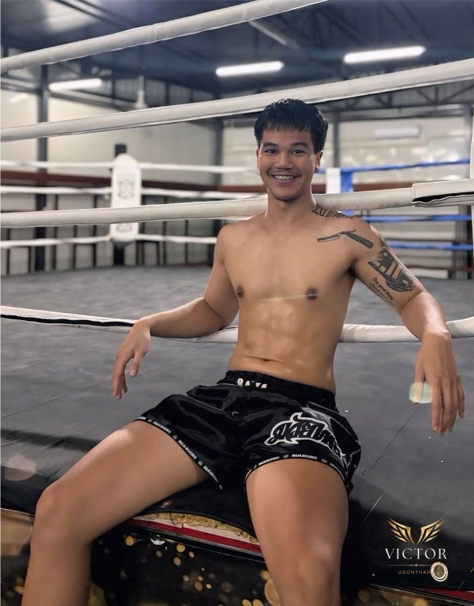 Victorspaudon's tweet photo. กิจกรรมยามว่าง 💪
Therapist: SODA / โซดา 
L: @victorspaudon (@) https://t.co/f2IpZiL9oy