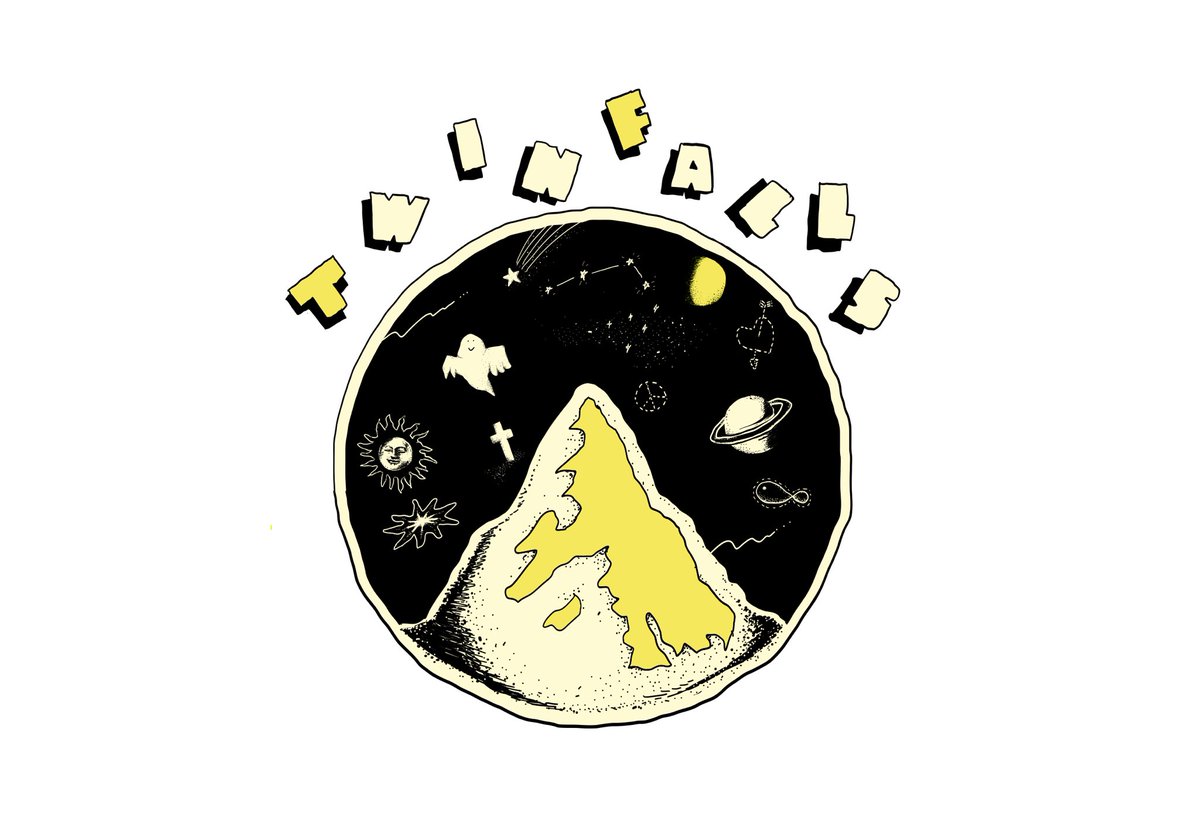 a_m_o's tweet photo. 🍍Twin Falls7 グッズ情報🍍

8/8(土)Twin Fall 7の会場限定で発売するグッズの紹介です🥝

① TFリンガーTシャツ☀️

今年のTF TシャツはリンガーTシャツにしてみました🤩
90年代アウトドアブランド風のいなたいデザイン。リンガーの色は敢えてあまり他では見ないグレーとデニムにしてみました。

デザインは山🏔️山はいいよな。
実家に帰るとき向こうに見えたあの大きな山です⛰️
夏休み、お泊まり会の夜、田舎の道路に寝そべって星空を見上げませんでしたか？
あの頃はきっと、星だけじゃなくてもっともっとたくさんのものが見えてたような…👻🌠

各色M、L、XL用意してます。
サイズ感例年よりやや小さめですが、いつかの夏の少年少女のように、ジャストめに、タイトめに着こなすのがひじょーにクールかと思います😎