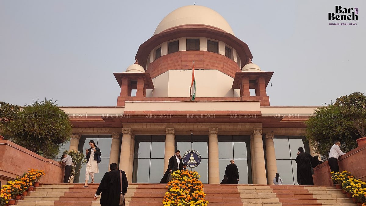 barandbench's tweet photo. Centre tells Supreme Court it opposes the plea seeking a "creamy layer" style income based prioritisation within SC, ST, OBC and EWS reservations, arguing creamy layer exclusion has no application to Scheduled Castes and Scheduled Tribes and that only Parliament, not courts, can alter SC/ST lists under Articles 341 and 342 #SupremeCourt