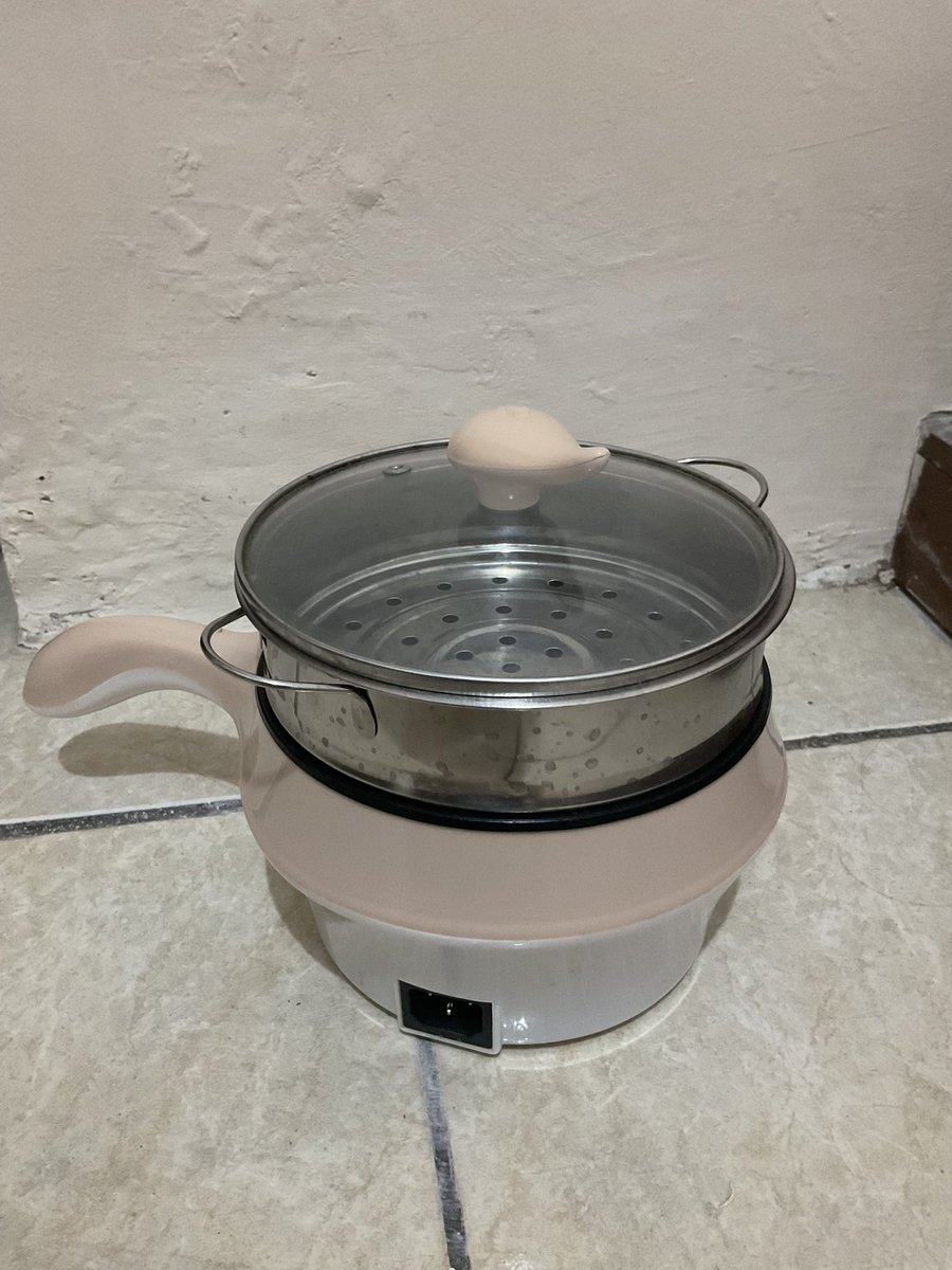 janidi4ry's tweet photo. pl preloved panci listrik 45k aja https://t.co/DBtt1mqv1d