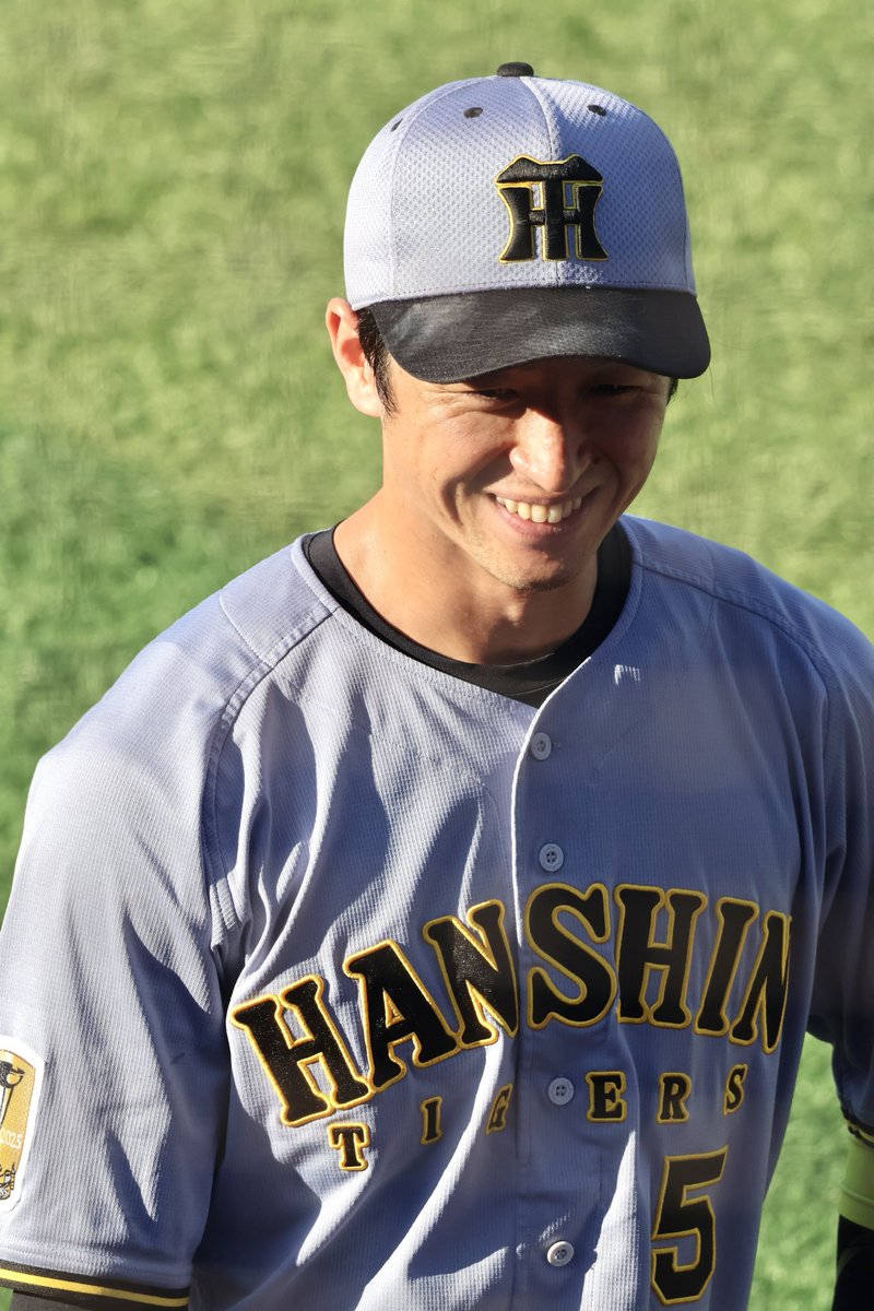 RiRi_730's tweet photo. 2026.8.6 横浜スタジアム
円陣でにこにこちかちゃん😊
#近本光司
#阪神タイガース https://t.co/FJ0uG88k1O