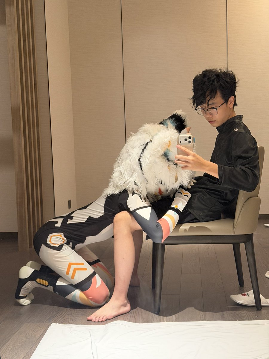91LCC's tweet photo. 谁点的服务？ https://t.co/vMnWfLuN6F