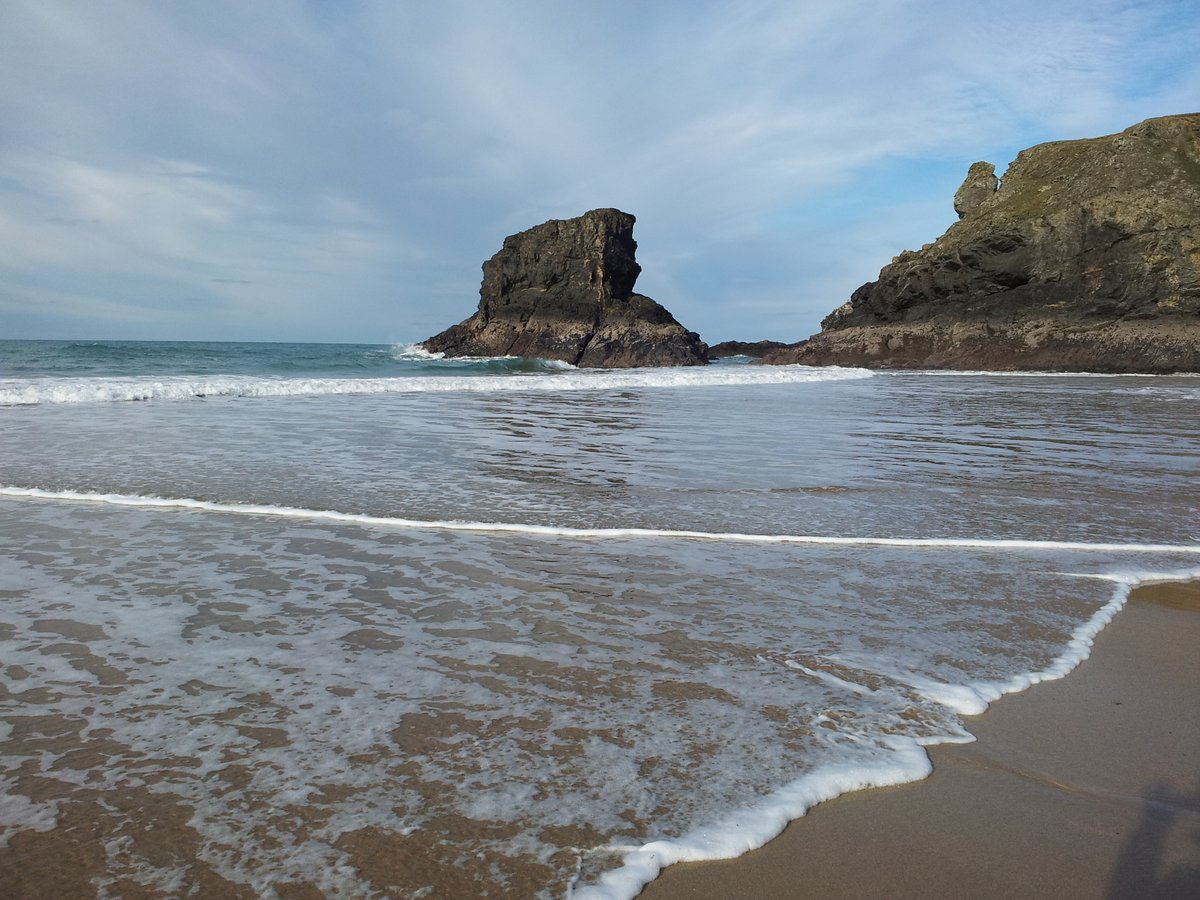 manonabeach's tweet photo. #Beach interview highlights from the series, with @TheGoodDogGuide @CarnevasHP - https://t.co/HqBRHWCOnL https://t.co/pJf7m0H9ob