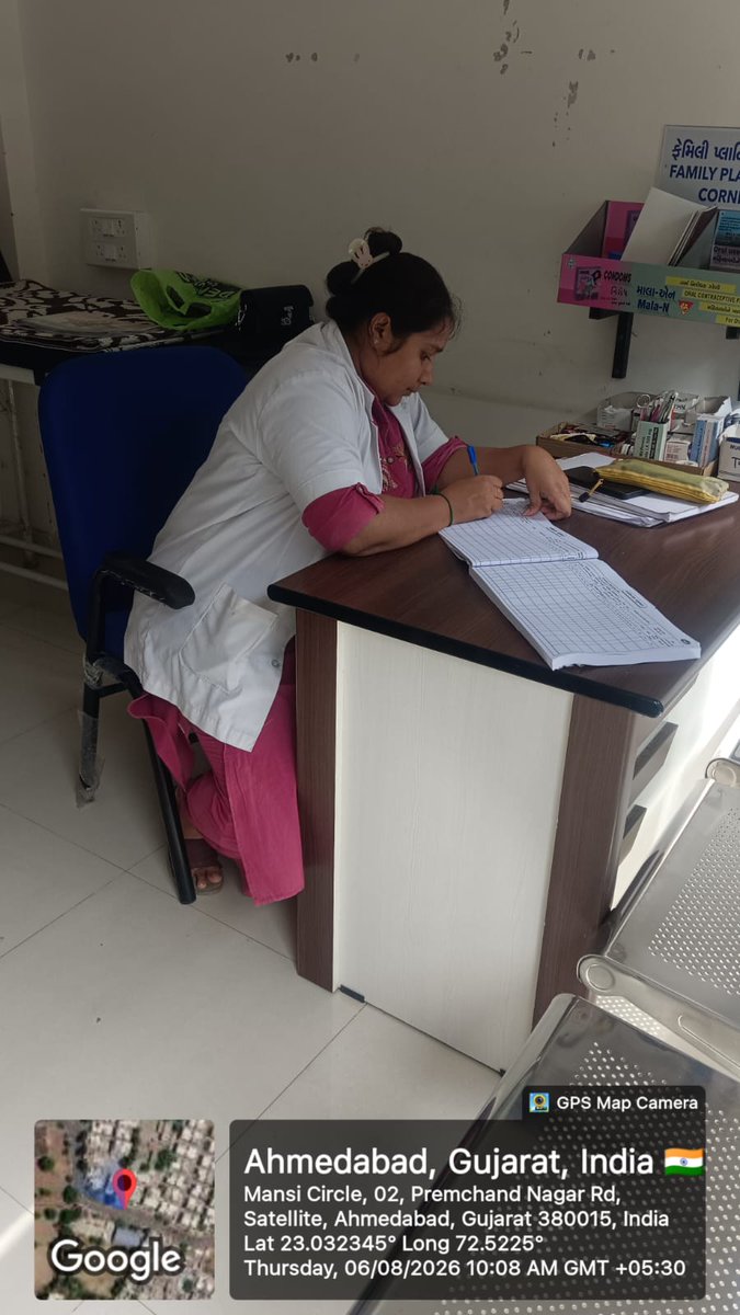 dsbccAmc's tweet photo. આંબલી અને ન્યૂ બહેરામપુરા UHC અંતર્ગત આશા કાર્યકરો દ્વારા HBNC અને HBYC ઘર મુલાકાતો કરી નવજાત તથા નાના બાળકોના આરોગ્ય, પોષણ, સ્તનપાન અને બાળ સંભાળ અંગે માર્ગદર્શન આપવામાં આવ્યું.
માતા અને બાળ આરોગ્ય માટે AMC આરોગ્ય વિભાગ સતત પ્રતિબદ્ધ.
#AMCHealthDepartment #HBNC #HBYC #ASHA https://t.co/j6dQzH6N2p