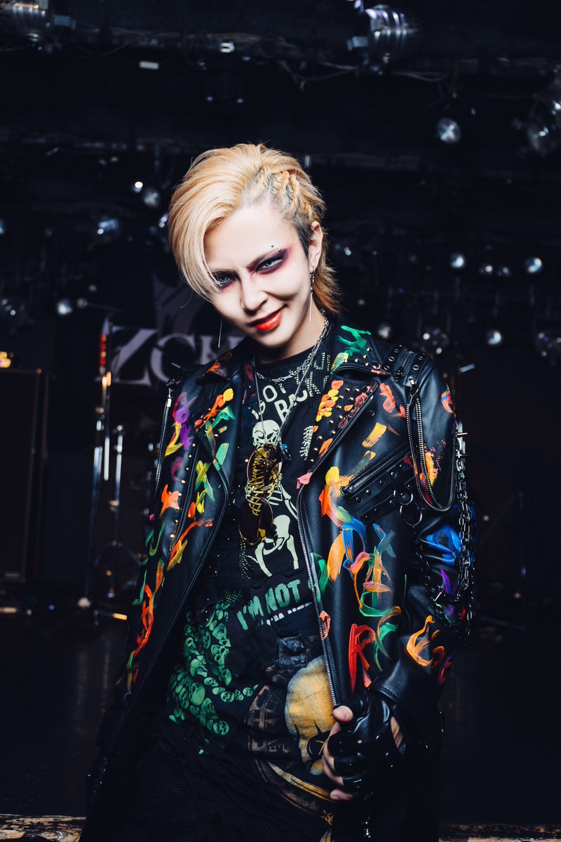 ZCLEAR_OFFICIAL's tweet photo. 🏴 NEW VISUAL 🏴

Vo. AKIRA【@ZCLEAR_AKIRA】

2027.02.25 Veats Shibuya

https://t.co/1mwFAe5Ny9

#ZCLEAR
#ぶちROCK https://t.co/i7QaW4s4u9