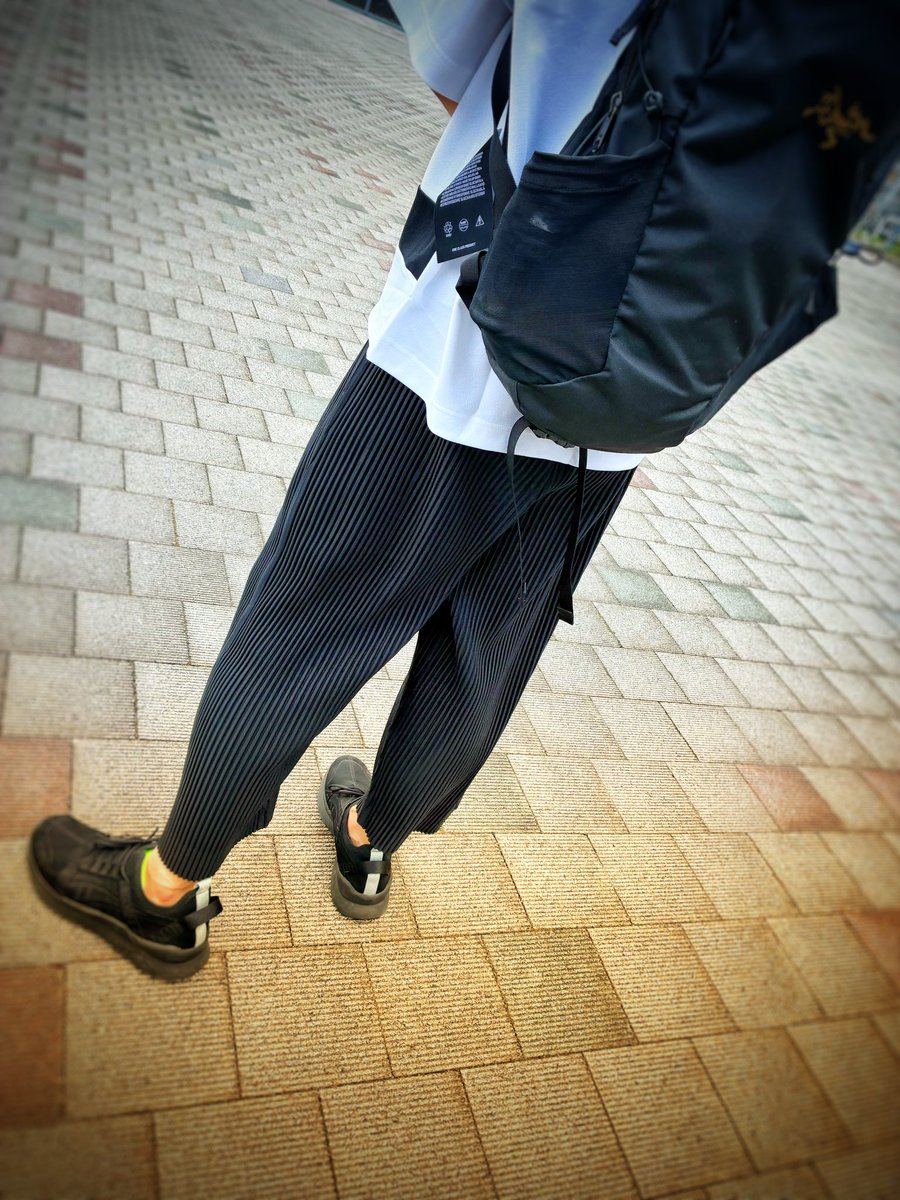 hoxan_ring's tweet photo. 先日久々に妻と木更津へ
ARC’TERYXが当たりの日でMantis 26の新色を追加 https://t.co/BoLZ8i0uEW