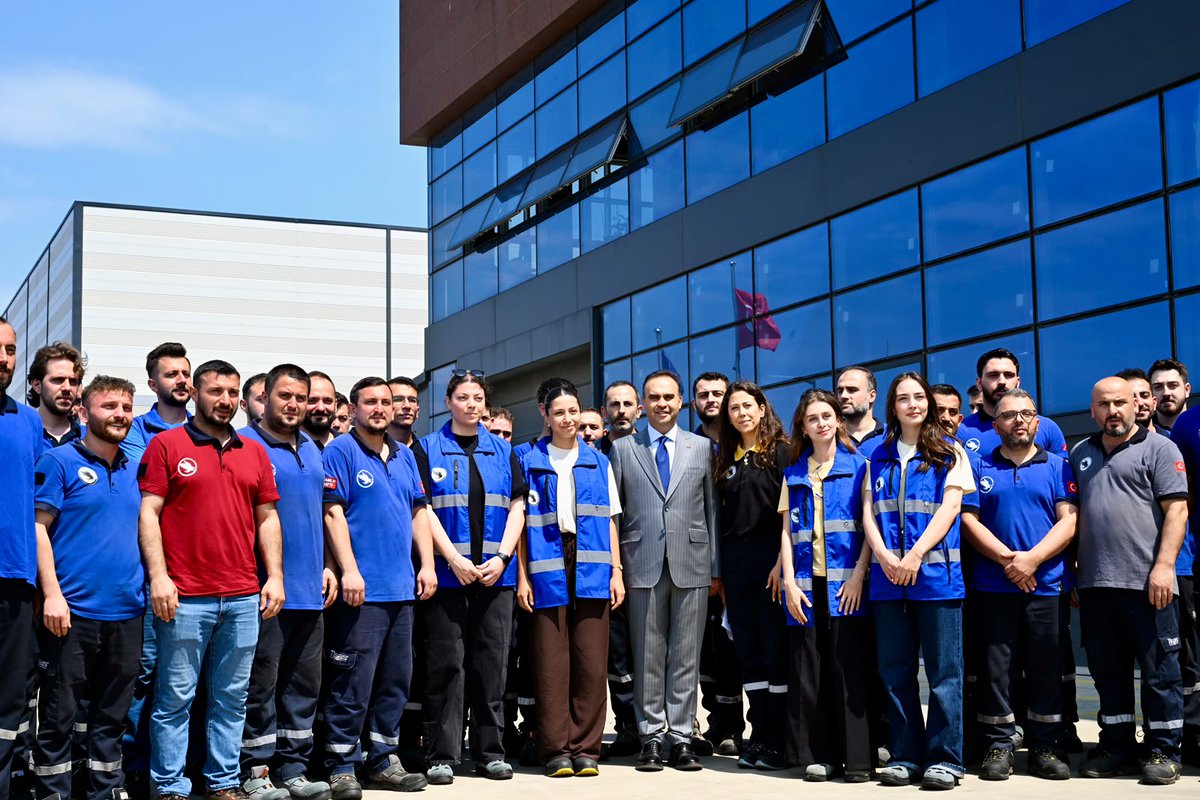 trabzonarsinosb's tweet photo. 📌 Sayın Bakanımız Mehmet Fatih Kacır ve beraberindeki heyet, Organize Sanayi Bölgemizde faaliyet gösteren TİSAŞ Trabzon Silah Sanayi A.Ş. ile Politek İnşaat Ambalaj Gıda ve Su Ürünleri Sanayi ve Ticaret A.Ş. tesislerini ziyaret etti. https://t.co/yPDbzQYRsO