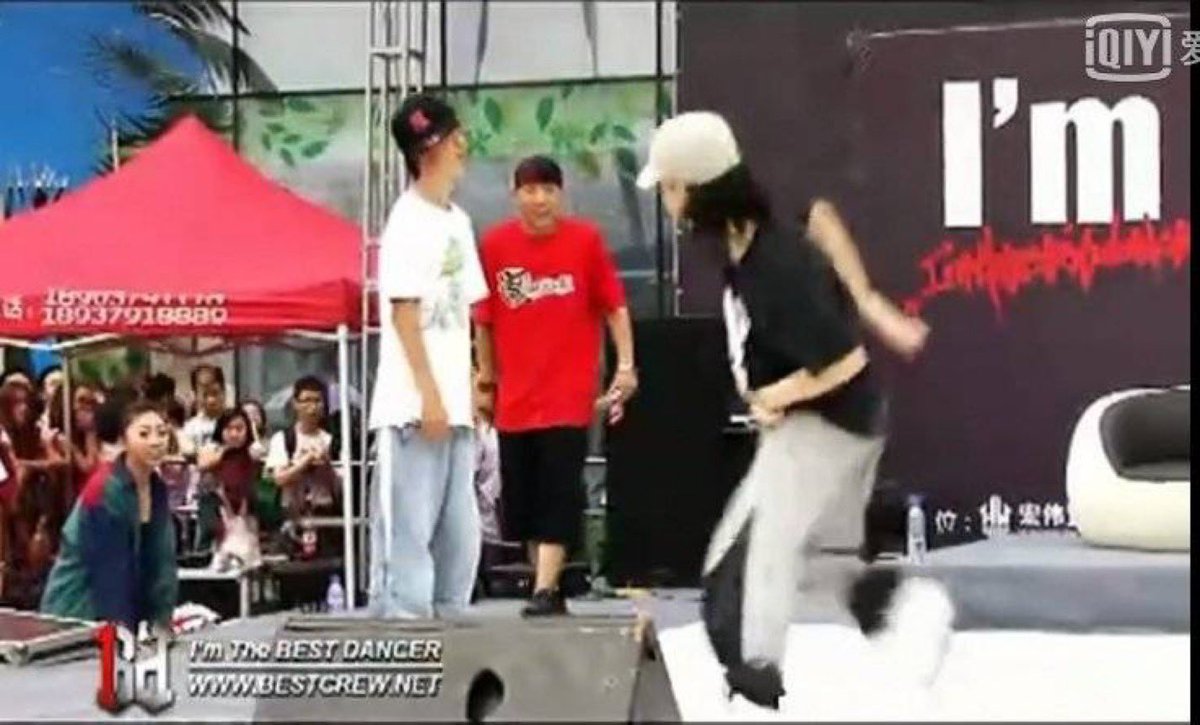 yiboscolumn's tweet photo. When Yibo was 14, he attended IBD Nation Dance Comp. He ended in top 16 and was defeated by that year's 1st runner-up - Yuxuan.

Almost a decade later, SDC 3 captain #WangYibo, didn't know his opponent was also among other 400 contestants. https://t.co/PT2azt2ygy