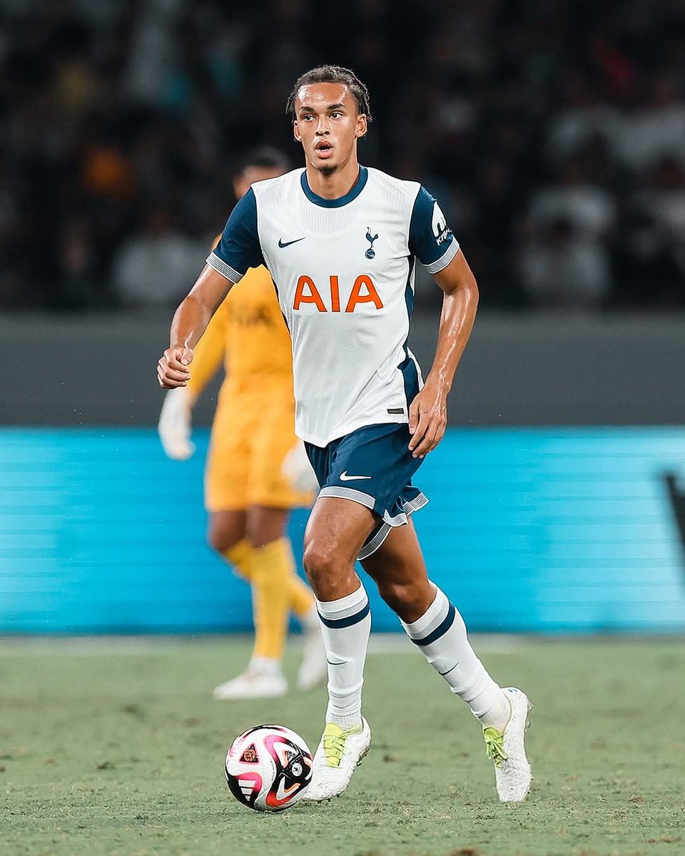 TTouchlineX's tweet photo. 𝗕𝗥𝗘𝗔𝗞𝗜𝗡𝗚 🚨 Middlesbrough have reached an agreement with Tottenham Hotspur to sign Ashley Phillips on a permanent transfer.

@GraemeBailey https://t.co/063AK5l39D