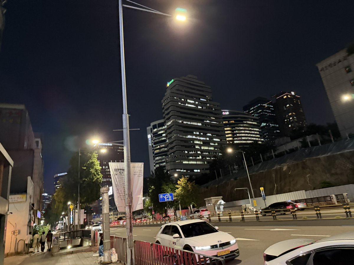 MGOD_MHWGAMES's tweet photo. お久しぶりです🤪

急に決まった1泊2日の出張✈️
初めての韓国🇰🇷🙌
記念のご飯あげときます🍚✨️

美味かった！🤤🤤🤤

でも単身はツラいw...(:3_ヽ)_ https://t.co/hcMe1ZZn0E