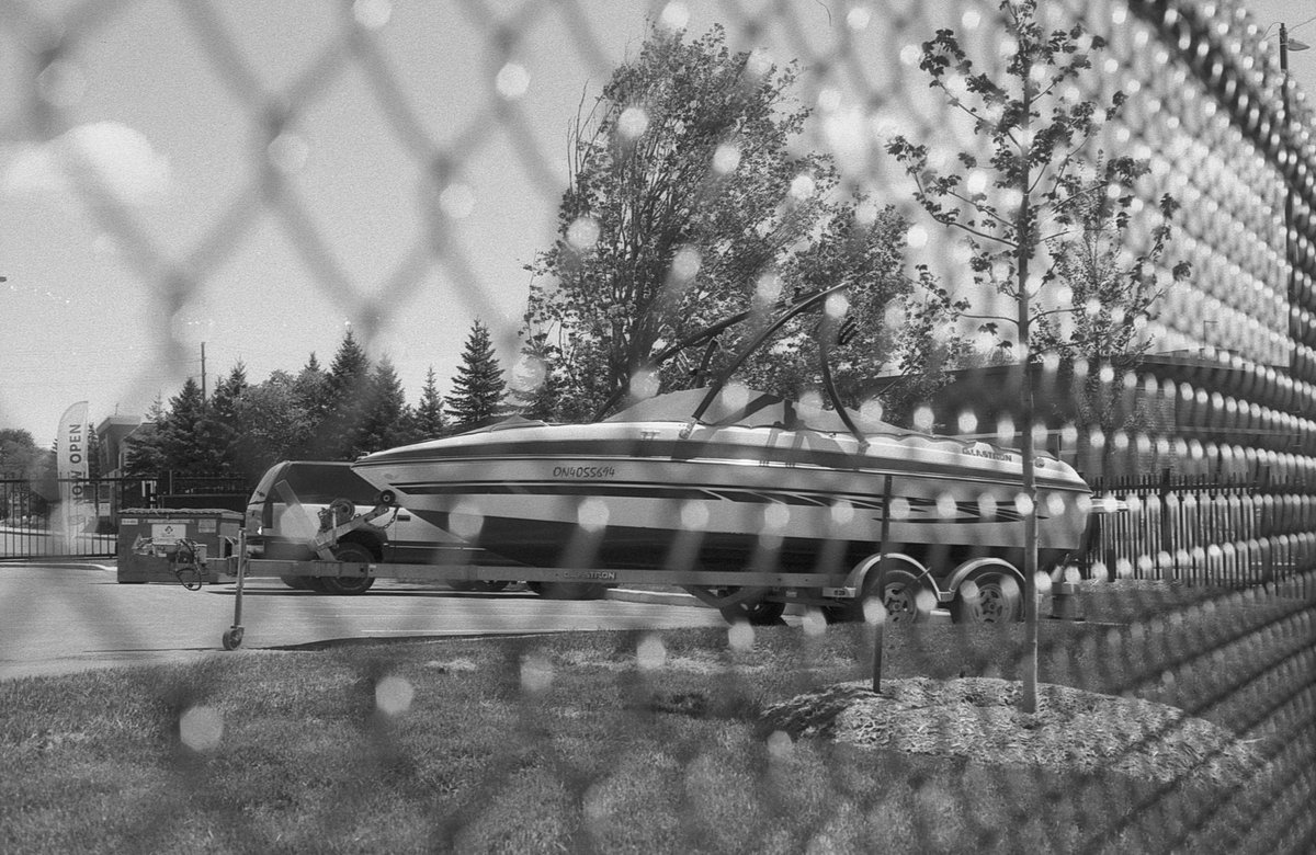frozen_f8's tweet photo. Wish I had a boat

📷 Nikon FM3a
🔘 Nikon 50mm f1.8 ais
🎞️ Kentmere 200
⚗️ Blazinal (1+50)

#believeinfilm #filmphotography #lunchbreakphotos #NikonFM3a #Nikon50mmf18 #Kentmere200 https://t.co/YEL3PhKvTt