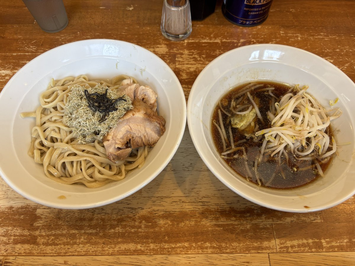 lain_11111's tweet photo. 豚道場 煮干しつけ麺

ありえんぐらい美味かったです
ぽんぽんぺいんだったのゆるせない https://t.co/3LfZslVxhQ