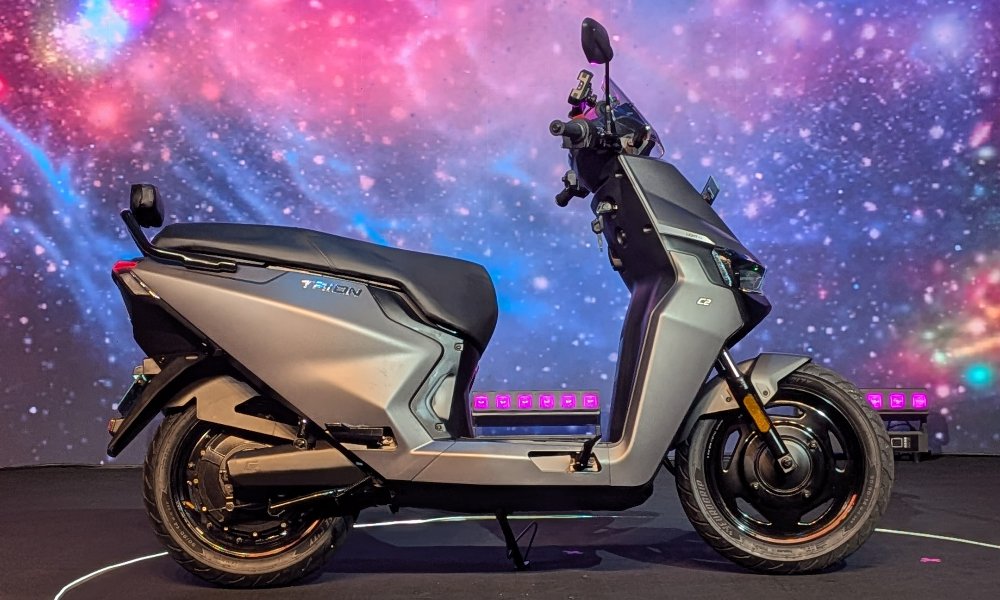 carandbike's tweet photo. E3 Electric has launched the Trion e-scooter in India!

₹1 lakh-₹1.20 lakh (introductory)
3 variants: C1, C1x &amp; C2
Up to 165 km IDC range
Removable battery on C1; fixed battery on C1x &amp; C2
Top speed up to 82 kmph
Up to 145 Nm torque
5-inch LCD; 52L storage
AI-powered platform https://t.co/BQdDU7tzz5