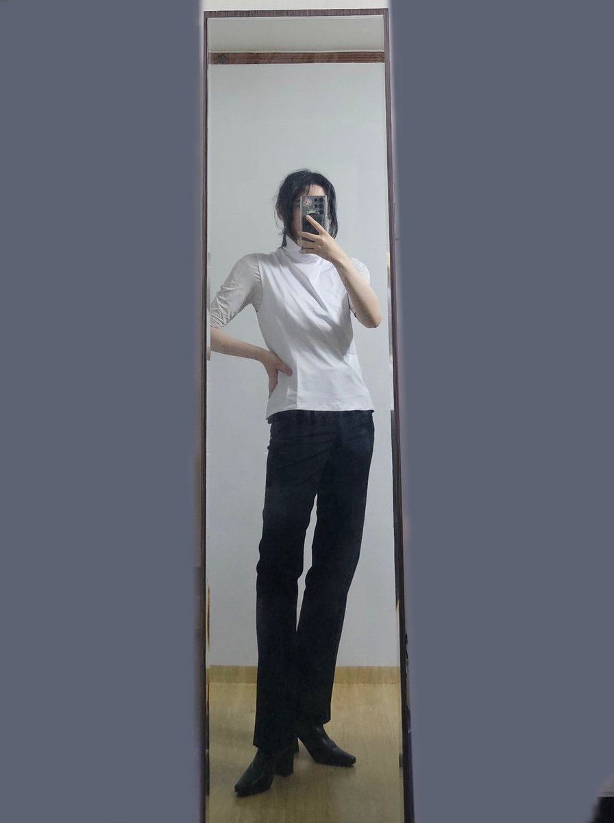 02746Hz's tweet photo. 낡고 지쳐 https://t.co/hJMc2GA0oS