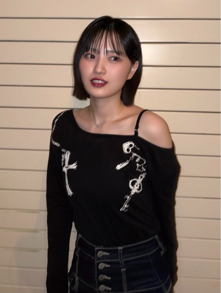 myon_221's tweet photo. 二人きりの宅飲みで寝て起きたら酔っ払っててなぜか激甘になってた人達

https://t.co/oilMToU1O7 https://t.co/fQMOHdYu7Q