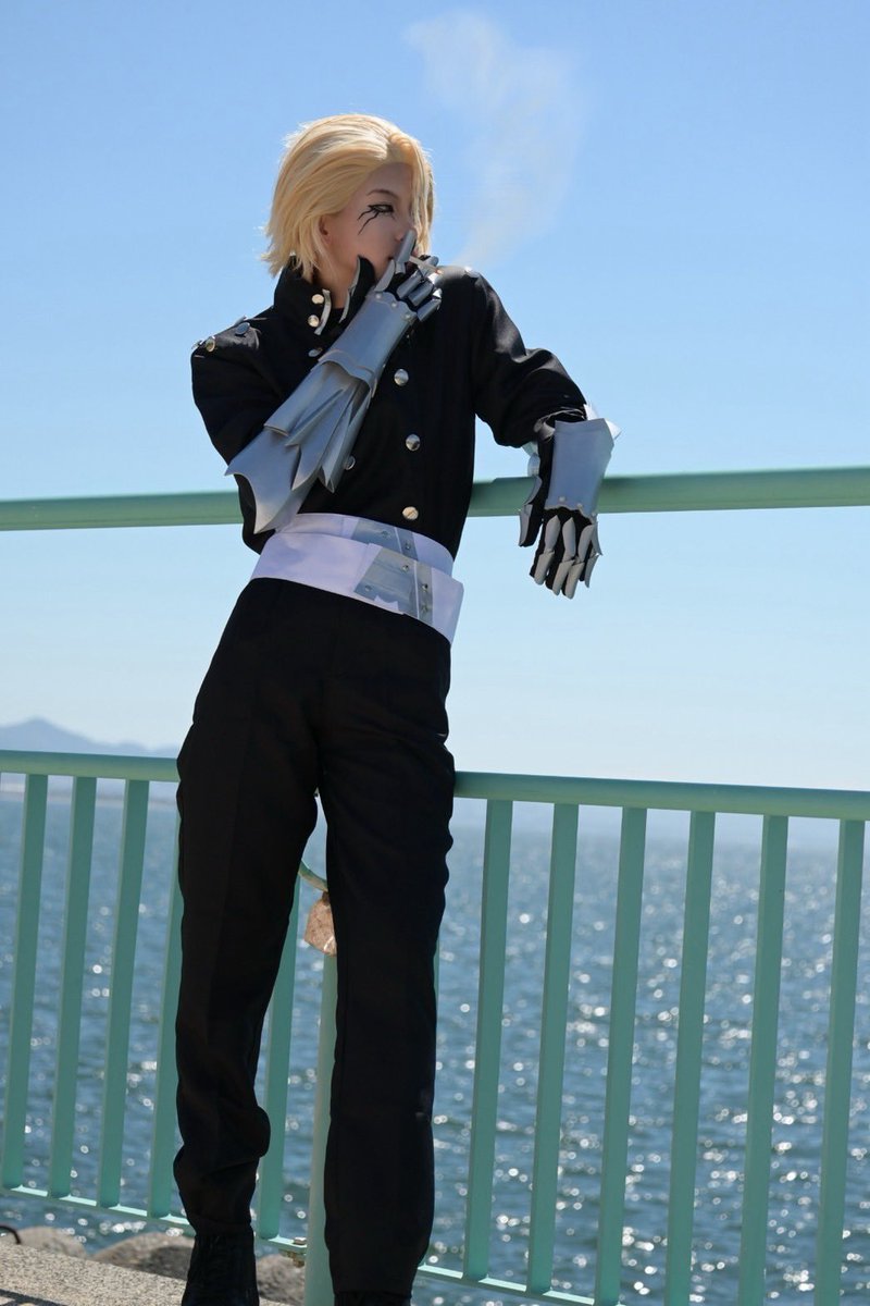 msn_1o's tweet photo. Cosplay┊︎dcst 

　🚬

📸@rinmokun_nui https://t.co/7RNBL153sD