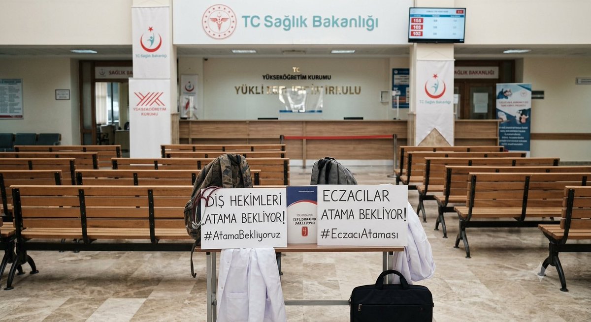 sevdekya99's tweet photo. 2026 2. Atamada DİŞ HEKİMİ VE ECZACI alımı yapılmadı 
@drmemisoglu @saglikbakanligi @RTErdogan @Akparti https://t.co/qZjMs4AGLL
