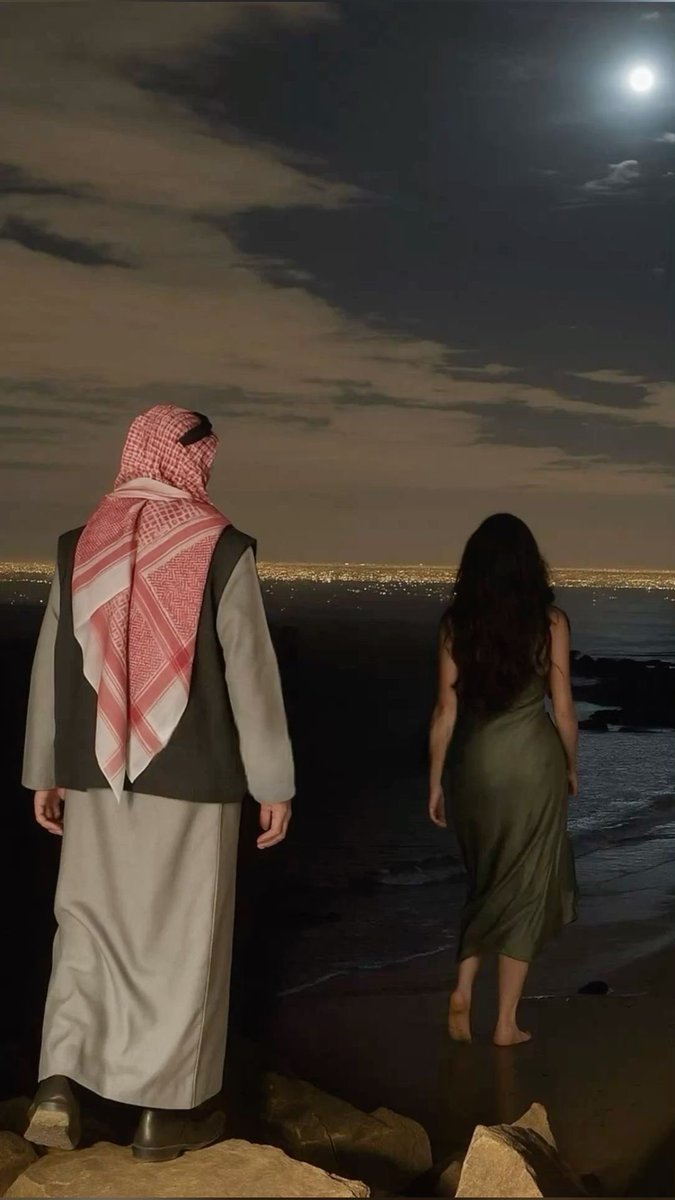 OBoswell95451's tweet photo. إذا شفتني مع حبيبي بهالمنظر... أول شيء بيجي ببالك وش هو؟ 🌙🤍👇 https://t.co/i5Bfes8YtX