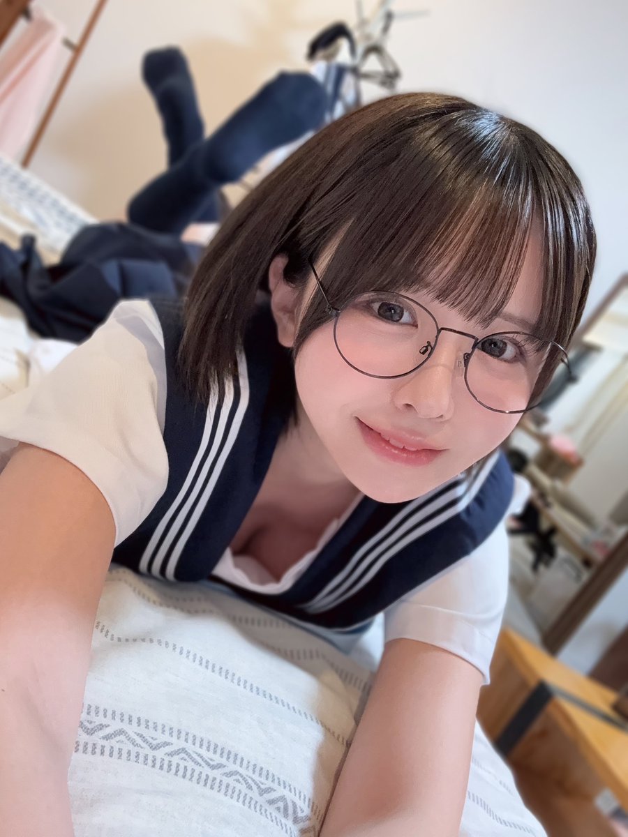k4shi_konatsu's tweet photo. 夏休み中も私のこと考えちゃいますよーに！ https://t.co/CNIlMda5BR